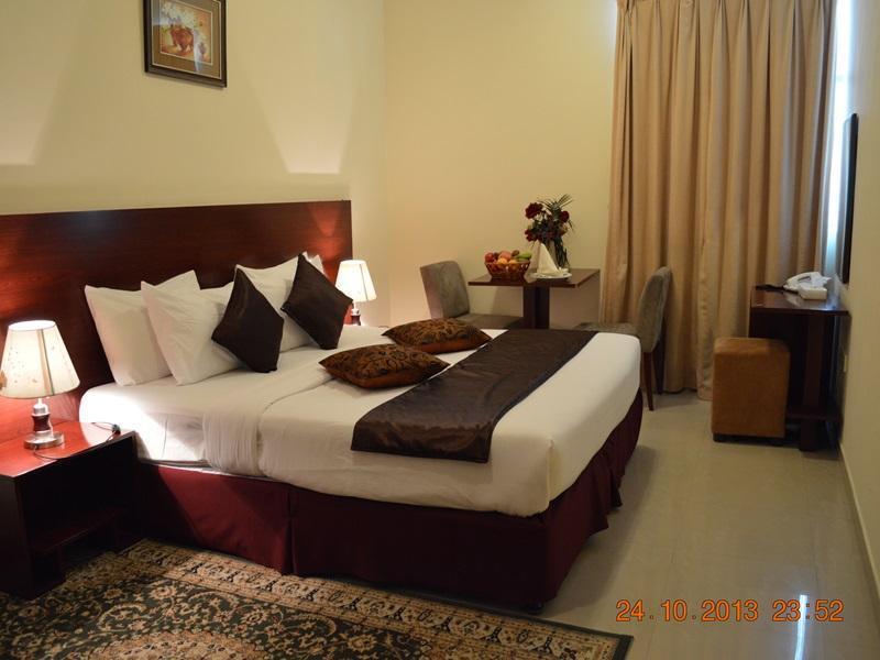 Raynor Hotel Apartments Fujairah Ngoại thất bức ảnh