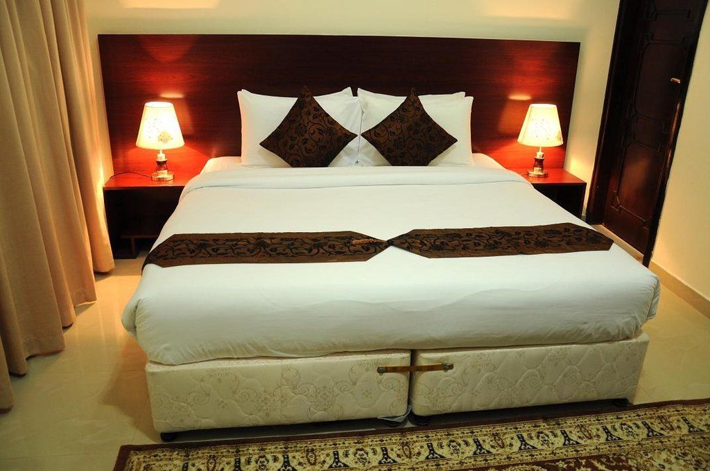 Raynor Hotel Apartments Fujairah Ngoại thất bức ảnh